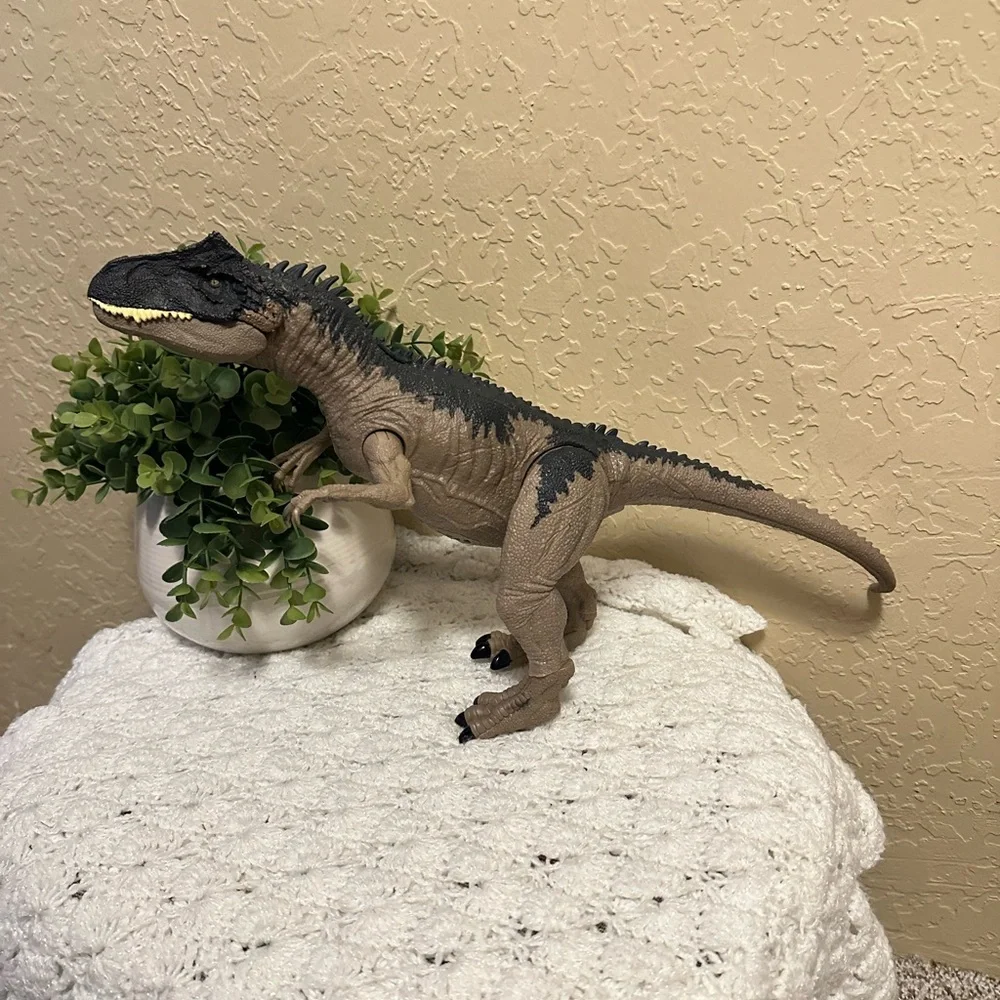 Jurassic World Dominion Extreme Damage Roarin' Allosaurus HFK06 Dinosaur Mattel - Picture 4 of 14